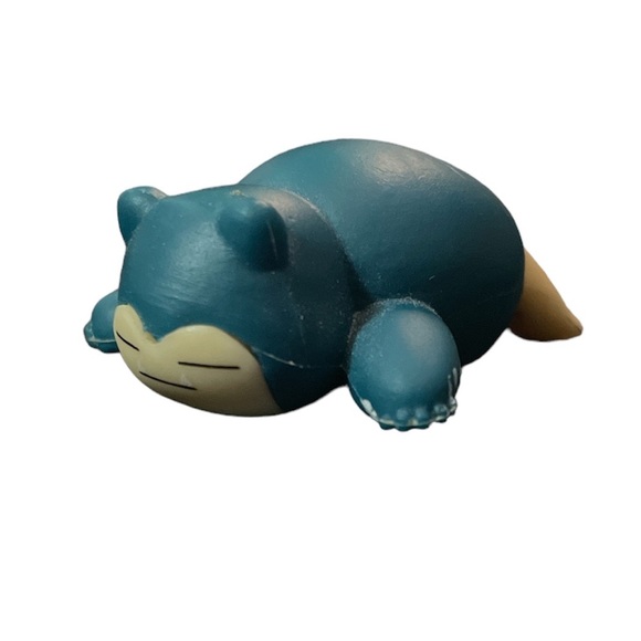 Cute Small Snorlax Desk Buddy - Picture 1 of 5